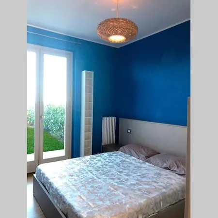 Appartamento Azzurro, Al Mare Con Piscina Apartament